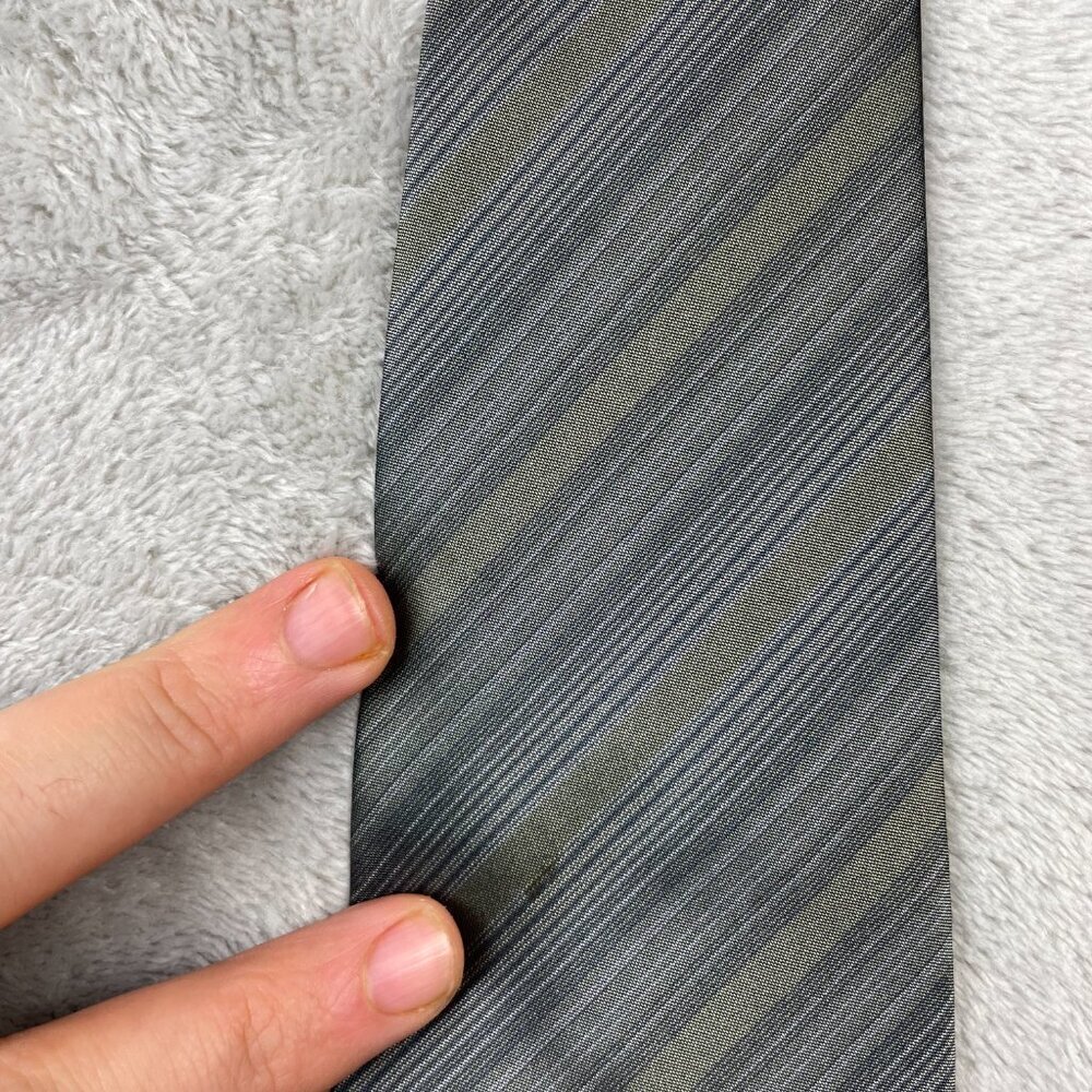 Perry Ellis Men's Classic 100% Silk Neck Tie - Picture 2 of 7